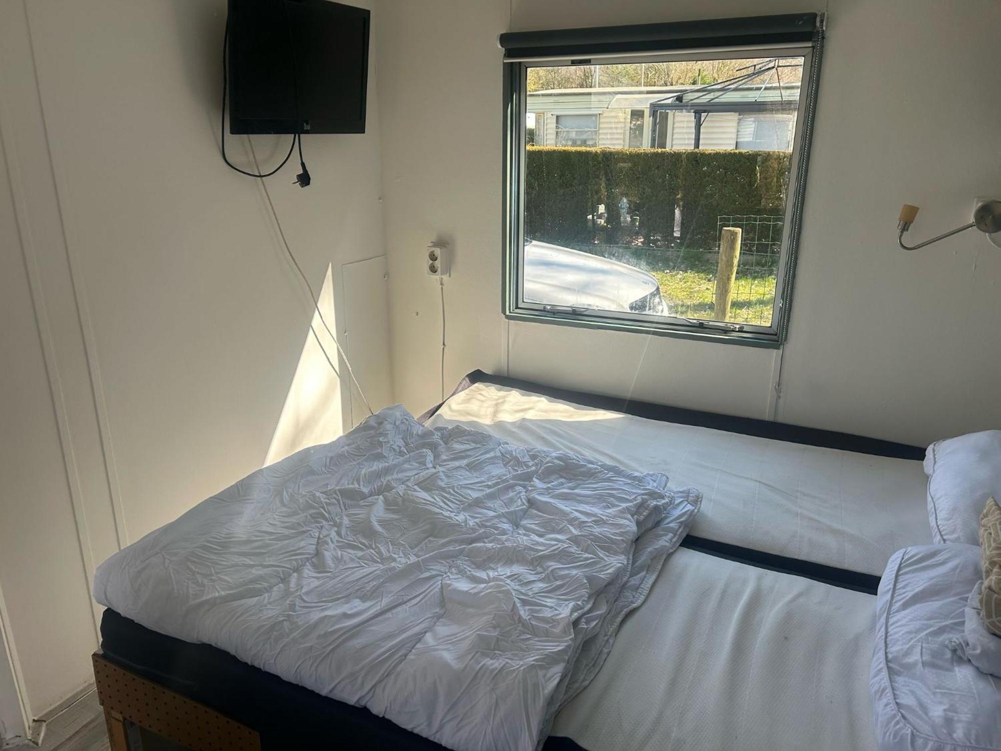 Dutch Calmness Hotel Hoek Bagian luar foto